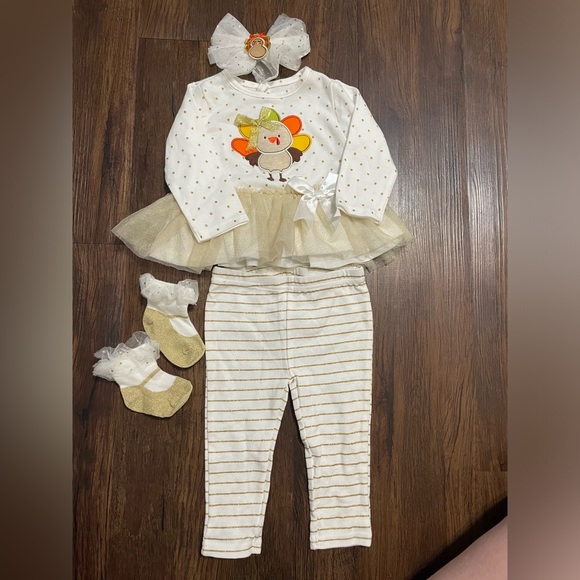 9M 4 Piece Thanksgiving outfit - Picture 3 of 4